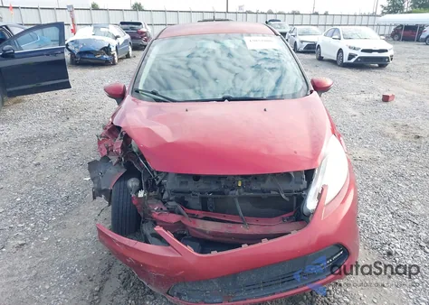 2013 Ford Fiesta Se z USA, uszkodzony, nr VIN 3FADP4EJ8DM178740